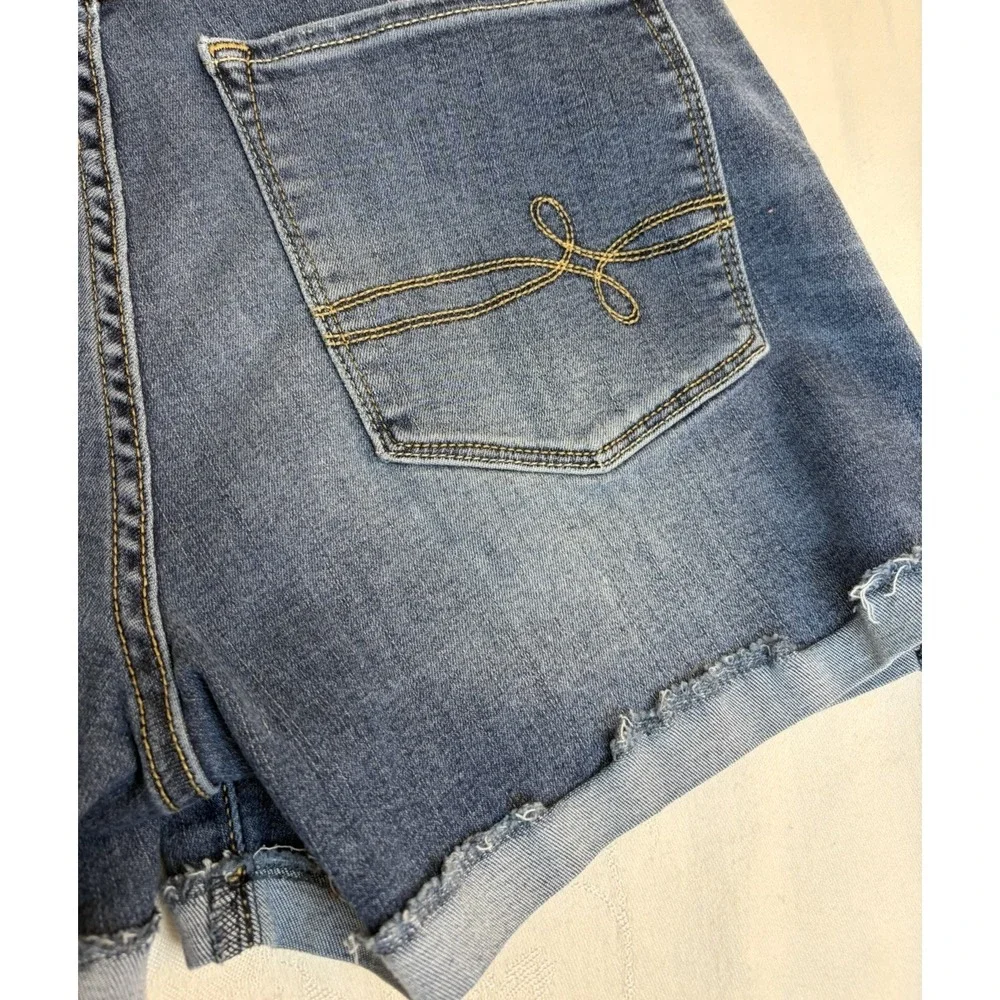 Levis Denizen Jean Shorts Womens Size 8 W29 High Rise Distressed Blue Denim